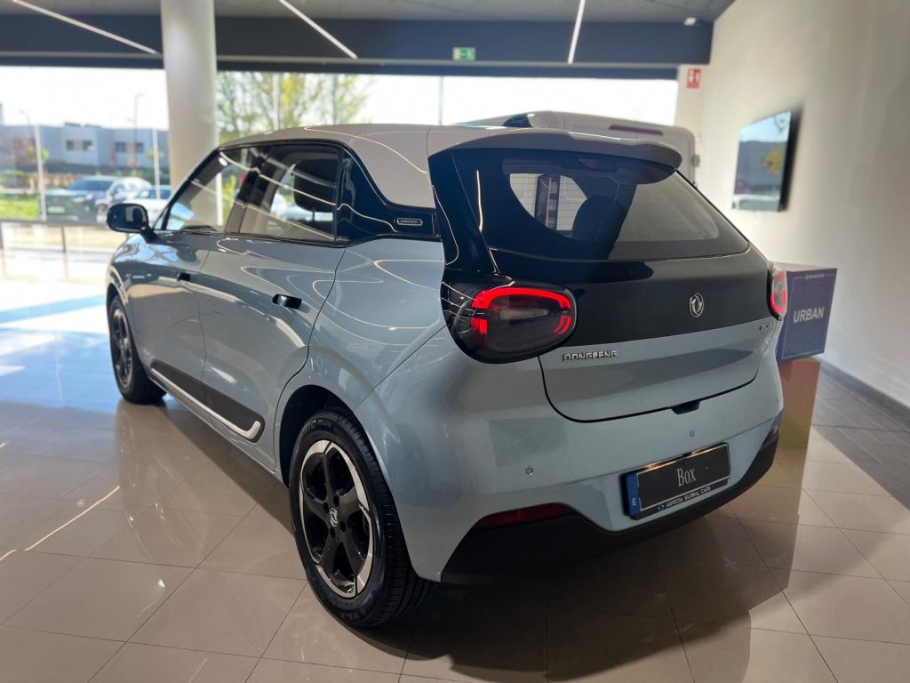 stock dongfeng box azul